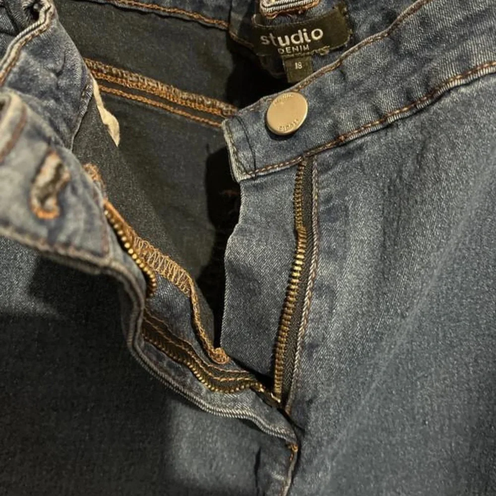 Cropped jeans - Picture 6 of 6